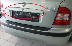 Těsnící prvek pod osvětlení RZ Škoda Octavia I 1U6827586